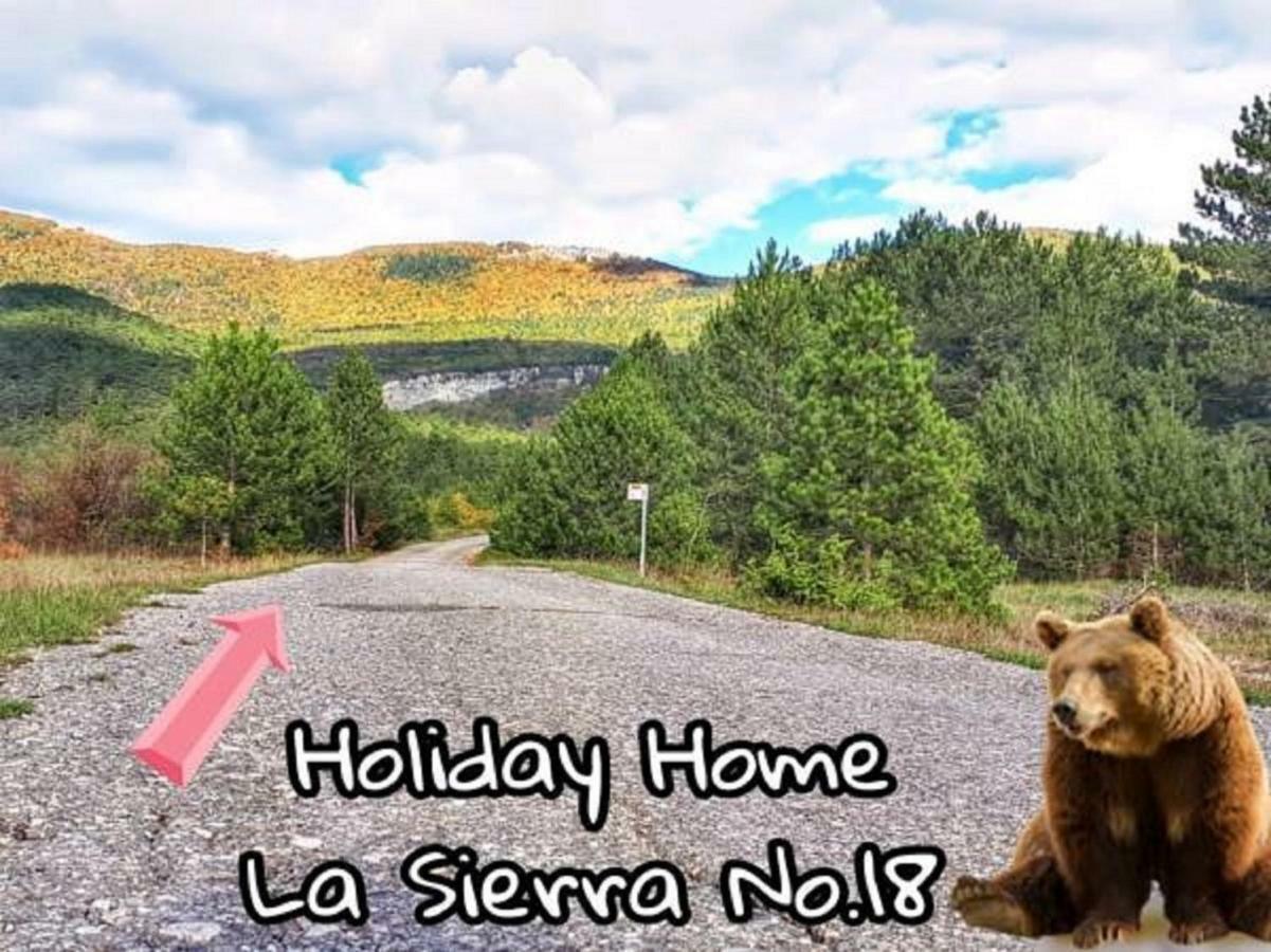 Holiday Home La Sierra コレニツァ エクステリア 写真